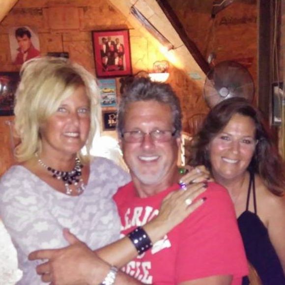 Meet your Posher, Lori - Picture 1 of 1